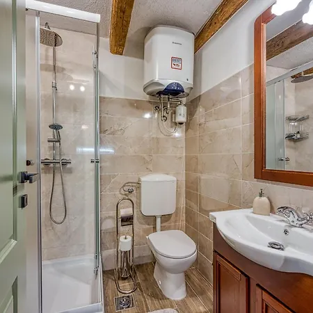 Apartment Istrian Hideaway Anton - Happy