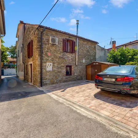 Appartement Anton's Istrian Stone House Near - Happy *